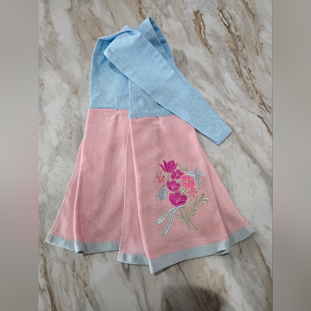 Floral Embroidered Pink and Blue Kitchen Boa Towel